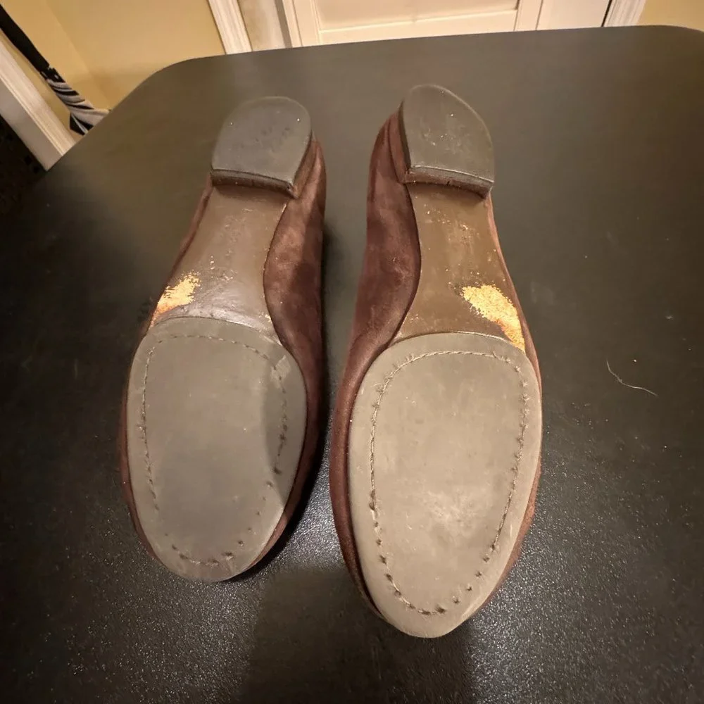 Kate Spade size 7 brown suede  flats with  tassels